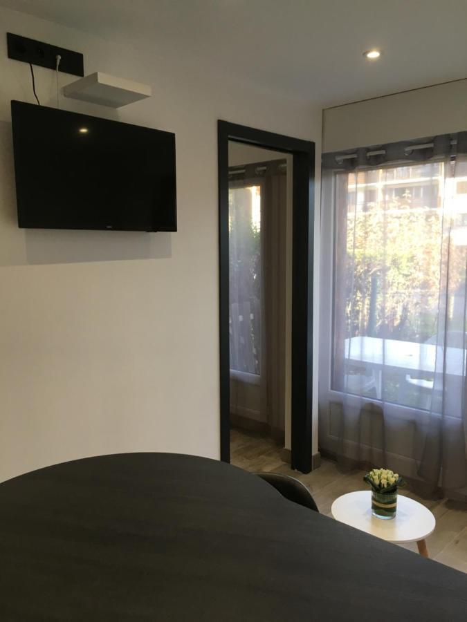 Mont Blanc Holidays Dans Residence Avec Gardien 살랑쉬 외부 사진